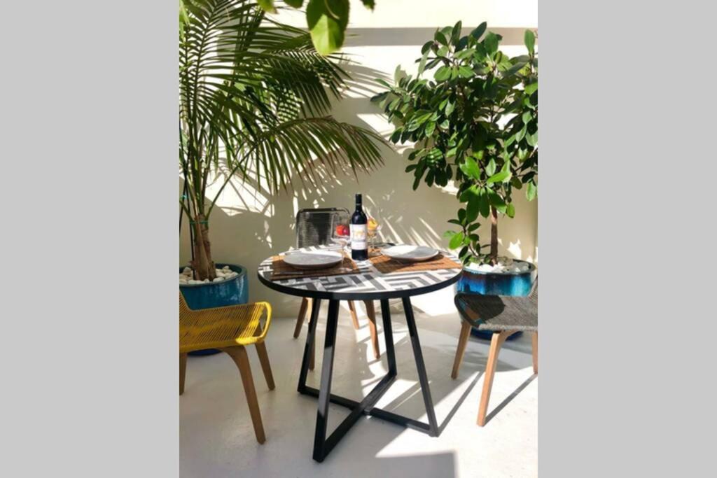 Вилла Unique, Stylish & Calm El Estanque By The Sea, Adults Only Коста-Тегисе Экстерьер фото