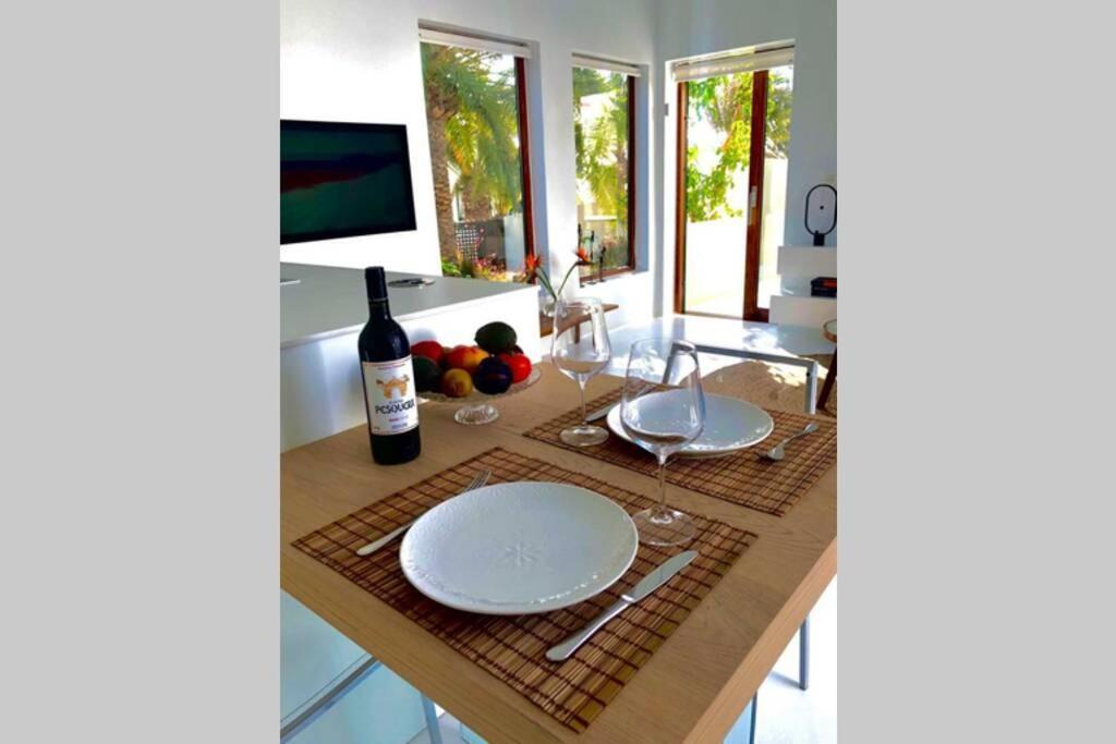 Вилла Unique, Stylish & Calm El Estanque By The Sea, Adults Only Коста-Тегисе Экстерьер фото